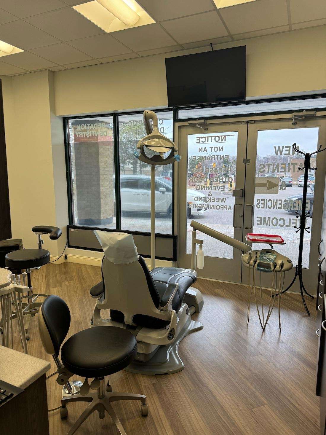 dental exam room interior | general dentist scarborough