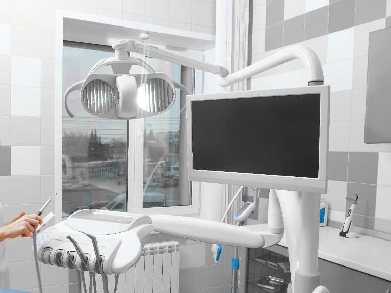 tv in dentist exam room | dentist in scarborough